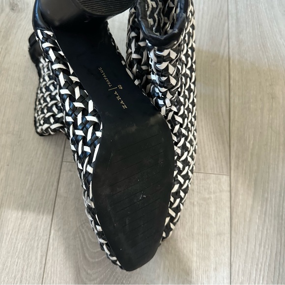 Zara Black and White Patterned Heeled Boots - Picture 4 of 6